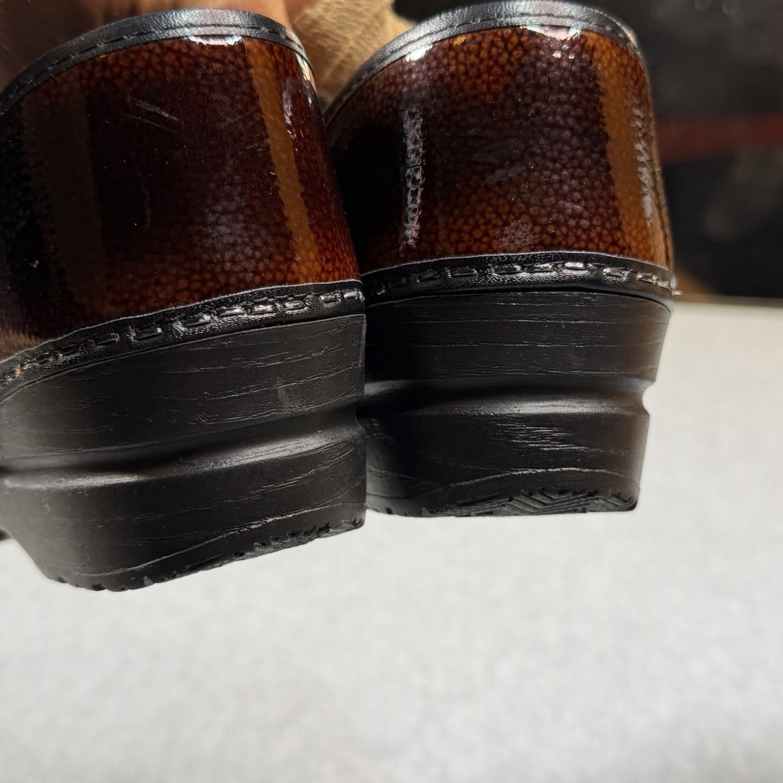 Sanita Original Cabrio Professional Clog Patent Leather Brown Embossed Womens 38