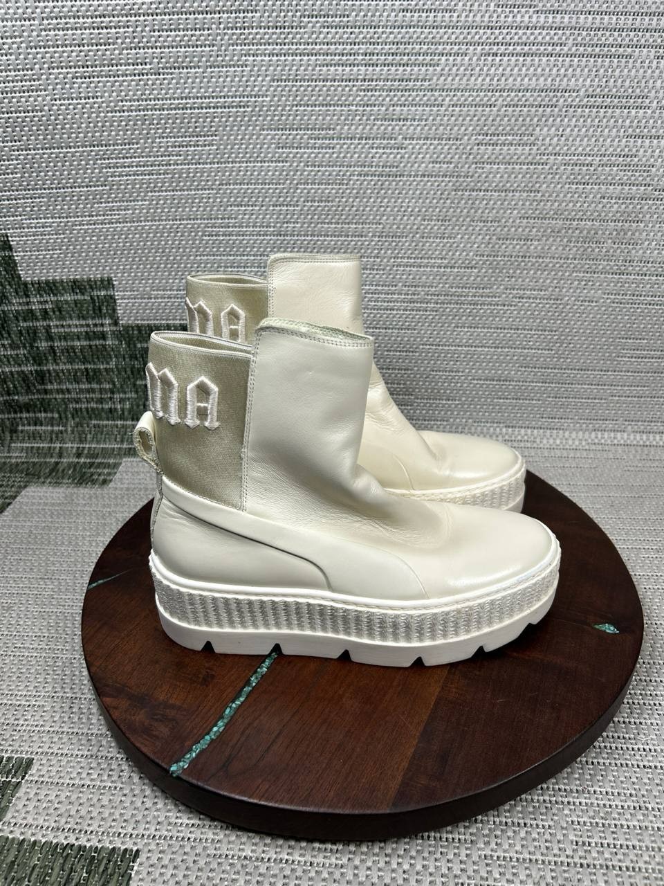 Puma Boots Womens Size 7 Fenty by Rihanna Chelsea Vanilla Ice White Pull On
