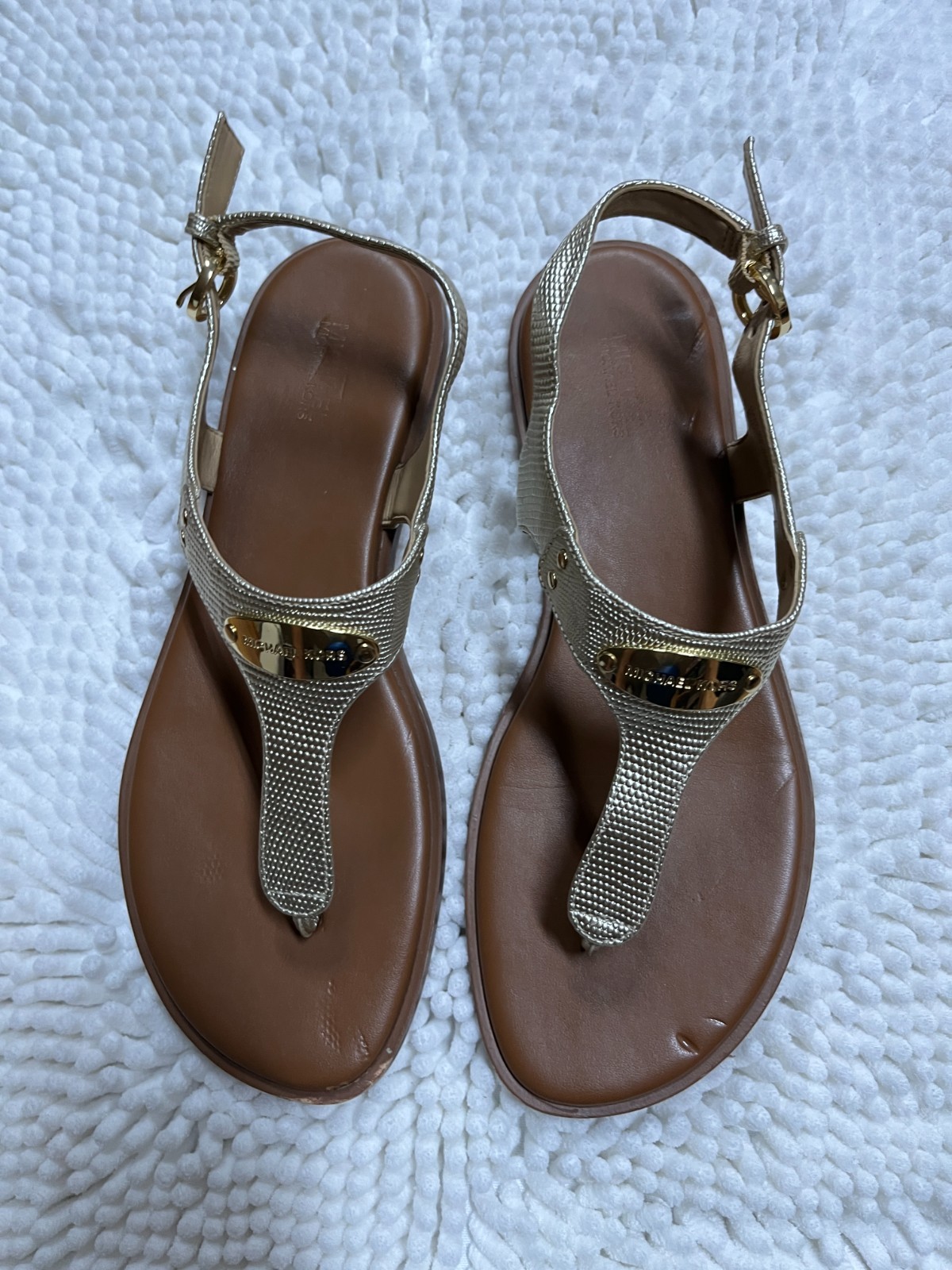 Michael Kors MK Plate Thong Sandals Gold Metallic Texture Leather Finish