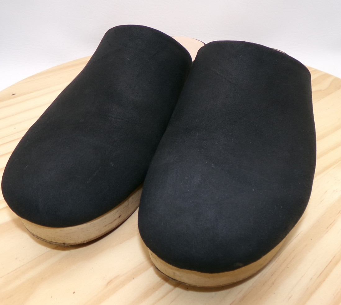 Aerie Slip On Clogs Womens Black Size 10 Faux Suede Wood Heels