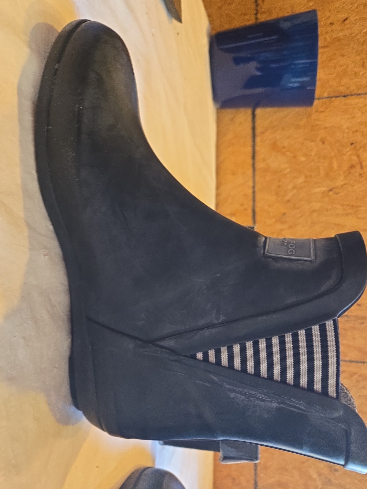 London Fog Piccadilly Rain Boots, Women’s Sz 8M,tunie black