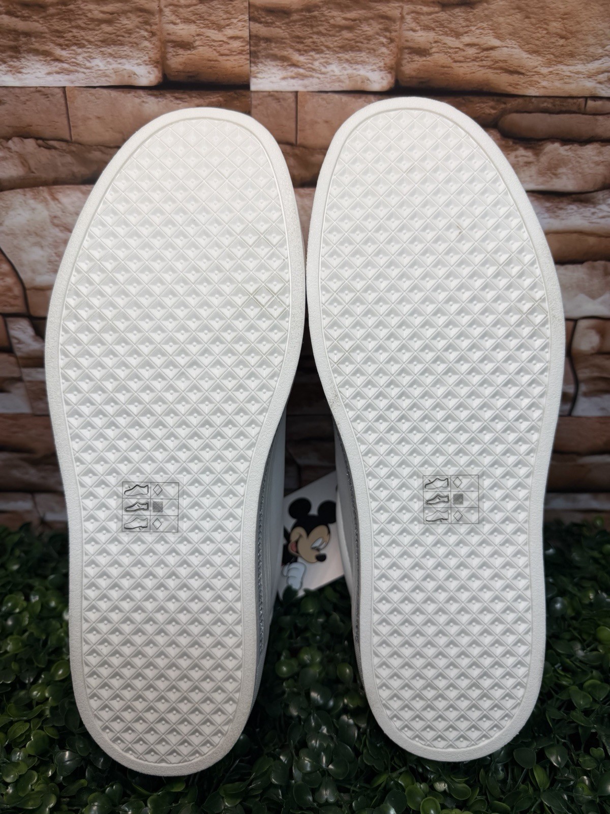 PRIMARK DISNEY SNEAKERS