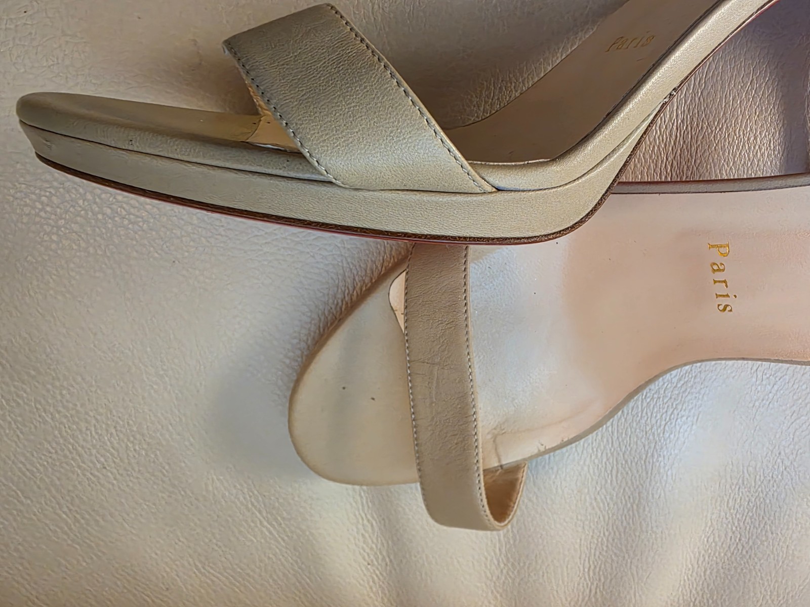 Christian Louboutin Loubi Queen 100 Leather Sandal Women’s SZ. 42