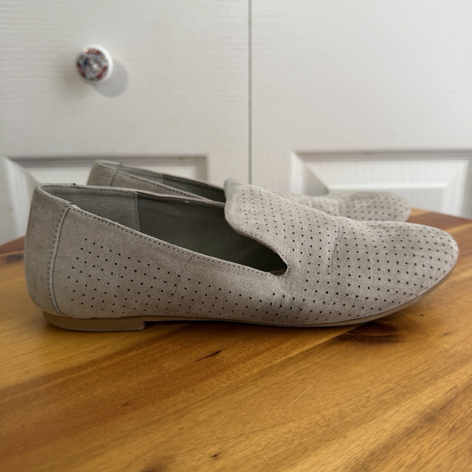 Portland Baker Gray Perforated Flats Women’s Size 6 Boho Business Office Formal