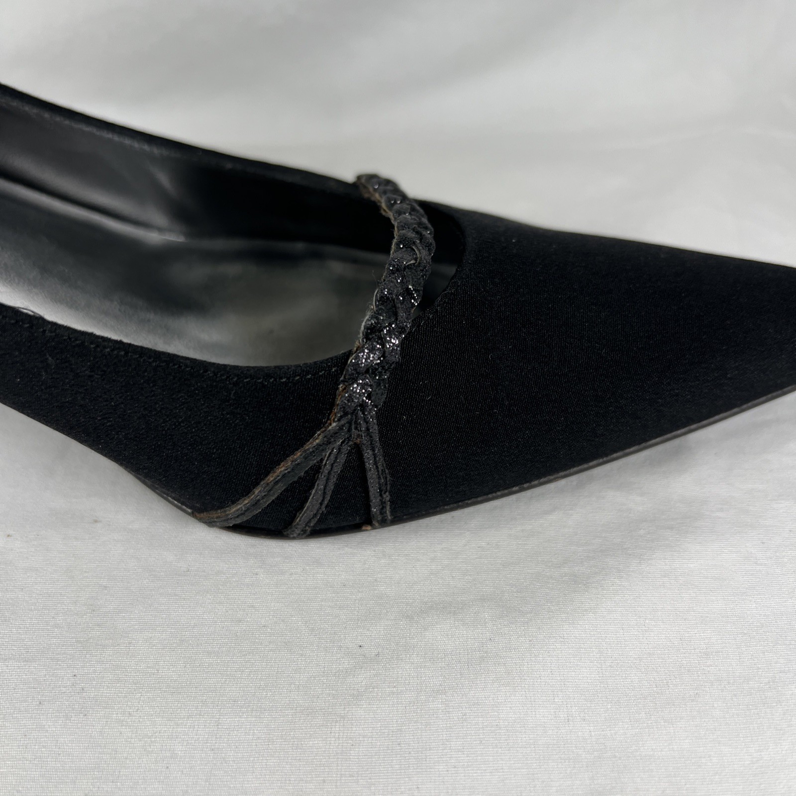 Stuart Weitzman Black Kitten Heel Pumps Pointed Toe Classic Designer 9.5W