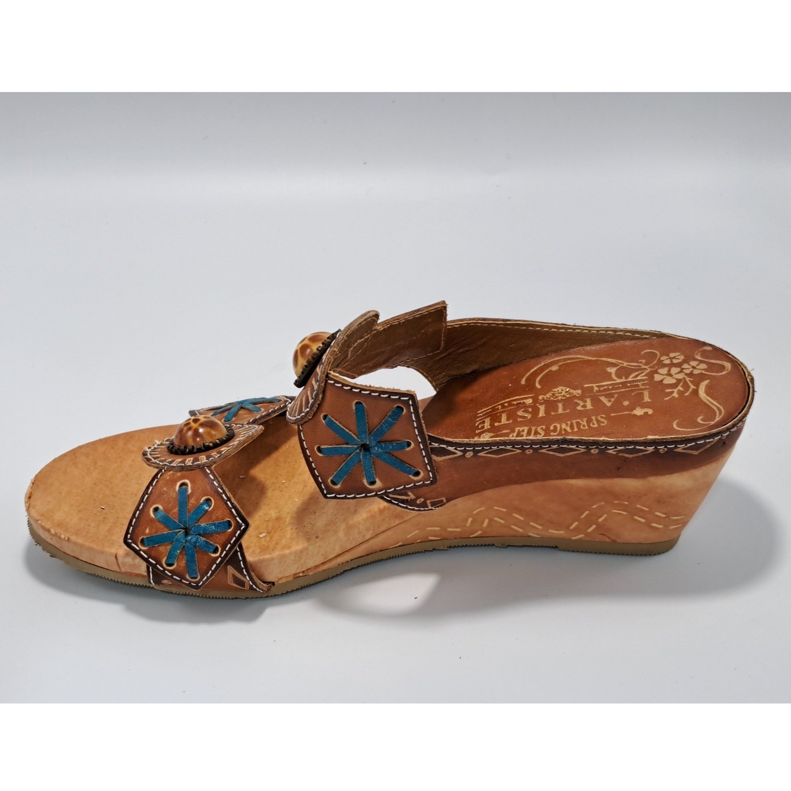 L’Artiste Spring Step Sesame Tan Leather Wedge Sandals Blue Embroidery Womens 36