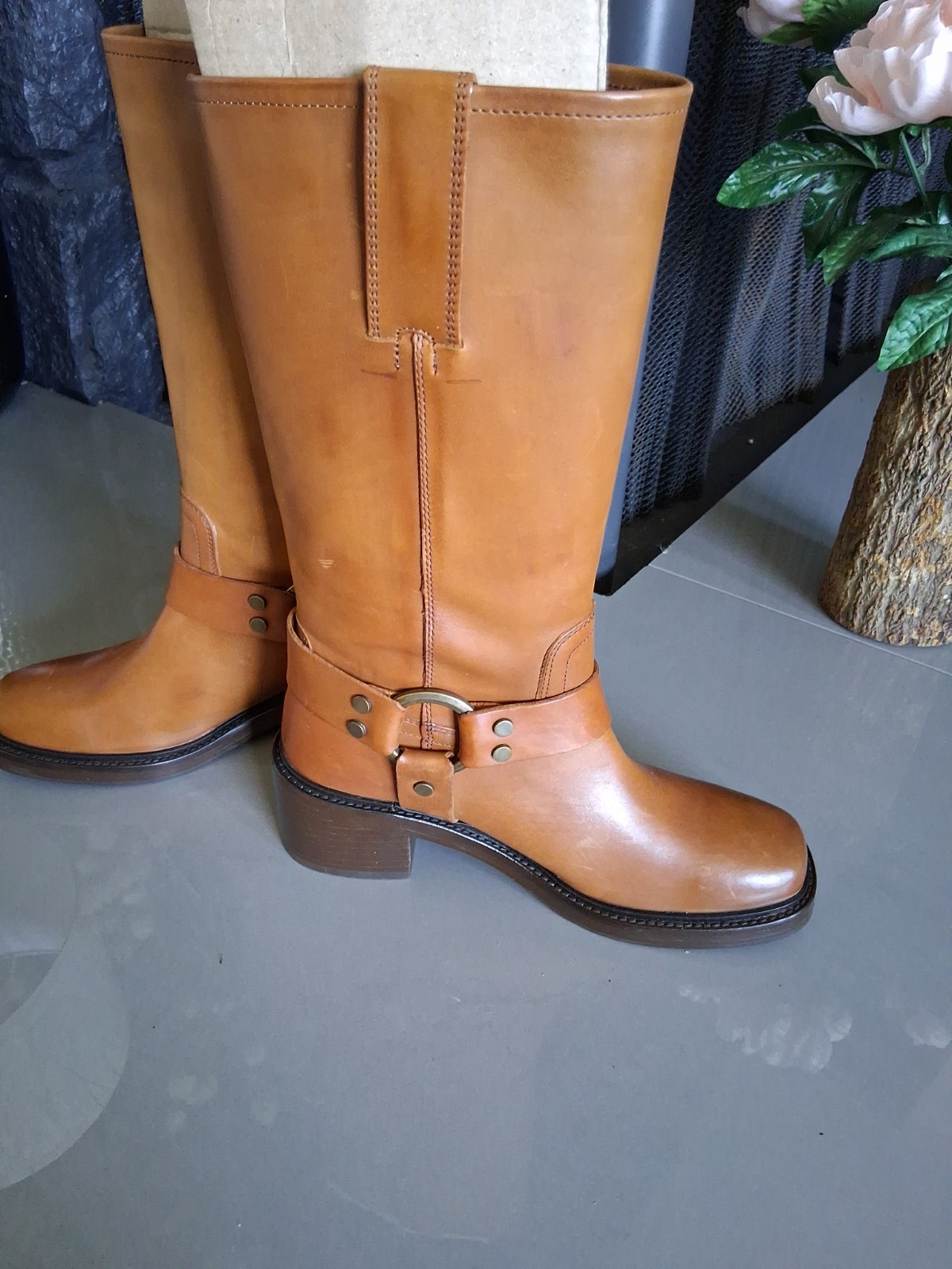 Frye Women’s Brown Leather Knee High Pull-On Riding Boots, Buckle, Round Toe