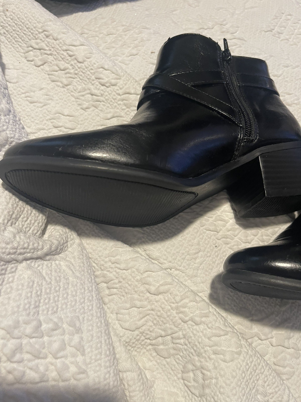 London Fog Womens Sz 7.5 Black Faux Leather Ankle Boots