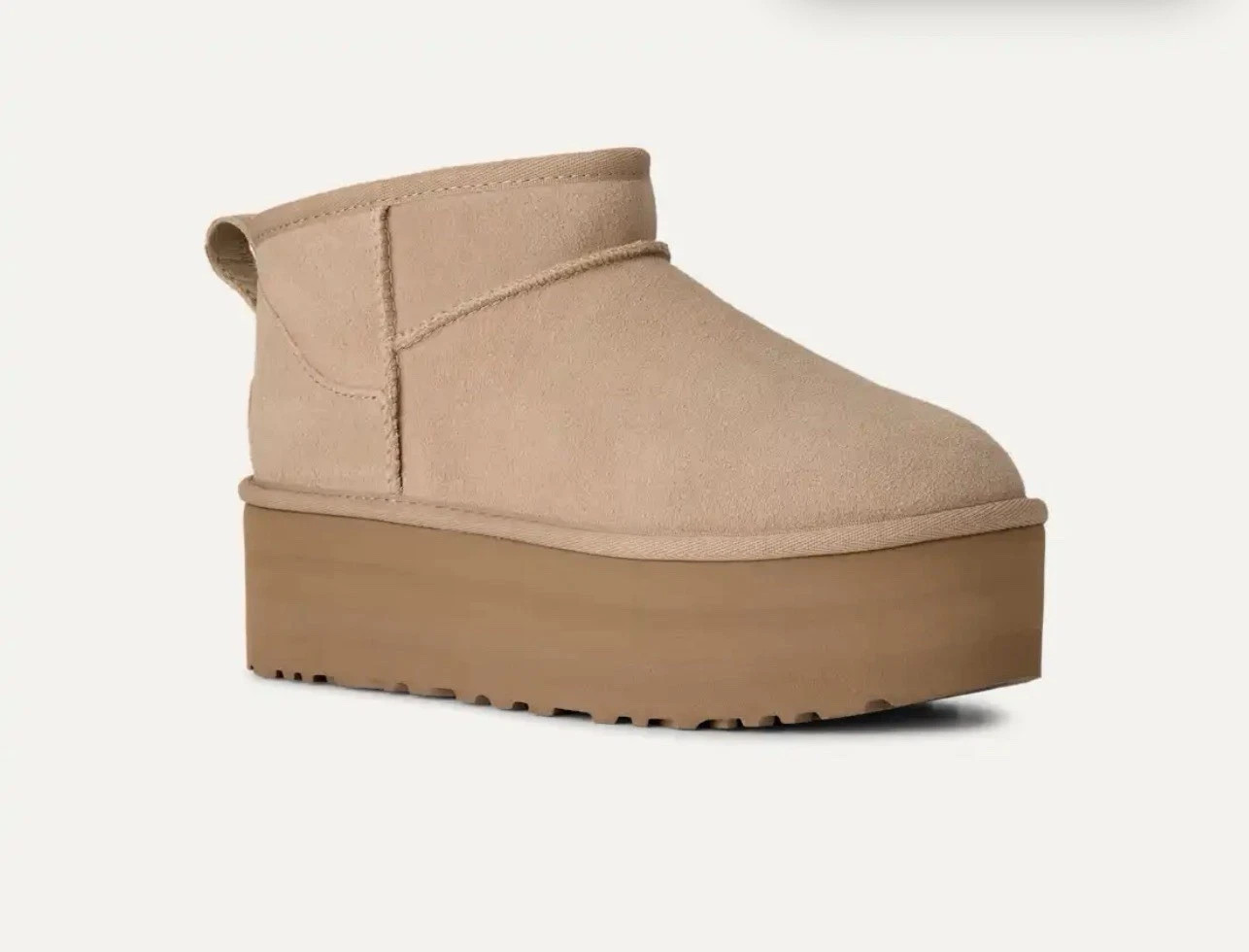 New UGG Women’s Classic Ultra Mini Platform Boot Sand Bootie 1135092 – Size 10