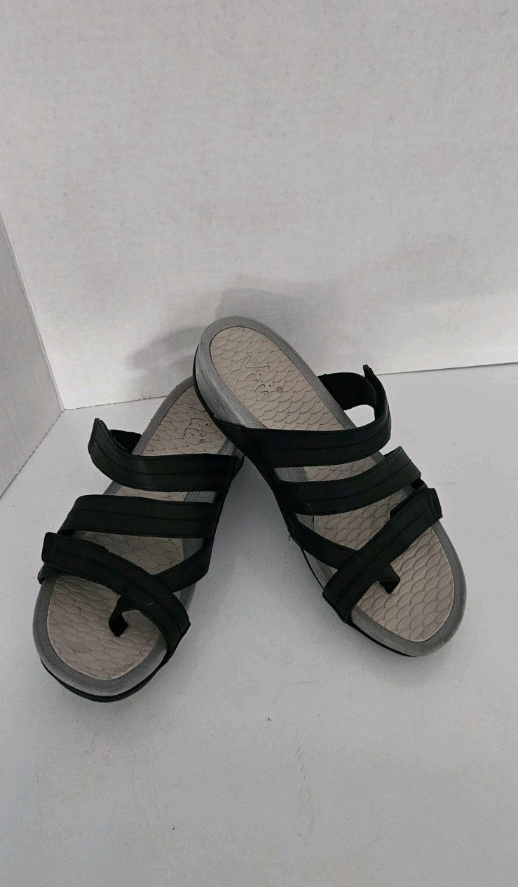 Yuu Sandals Slip On Black Synthetic Arch Support Women’s Size 7 Pre-owned