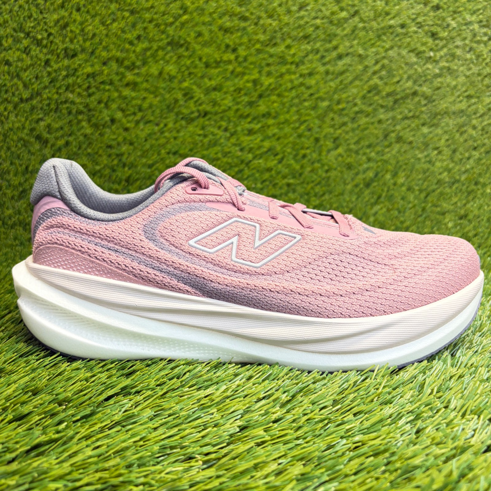 New Balance Fresh Foam X 1080v15 Womens Size 10D Pink Running Shoes Sneakers