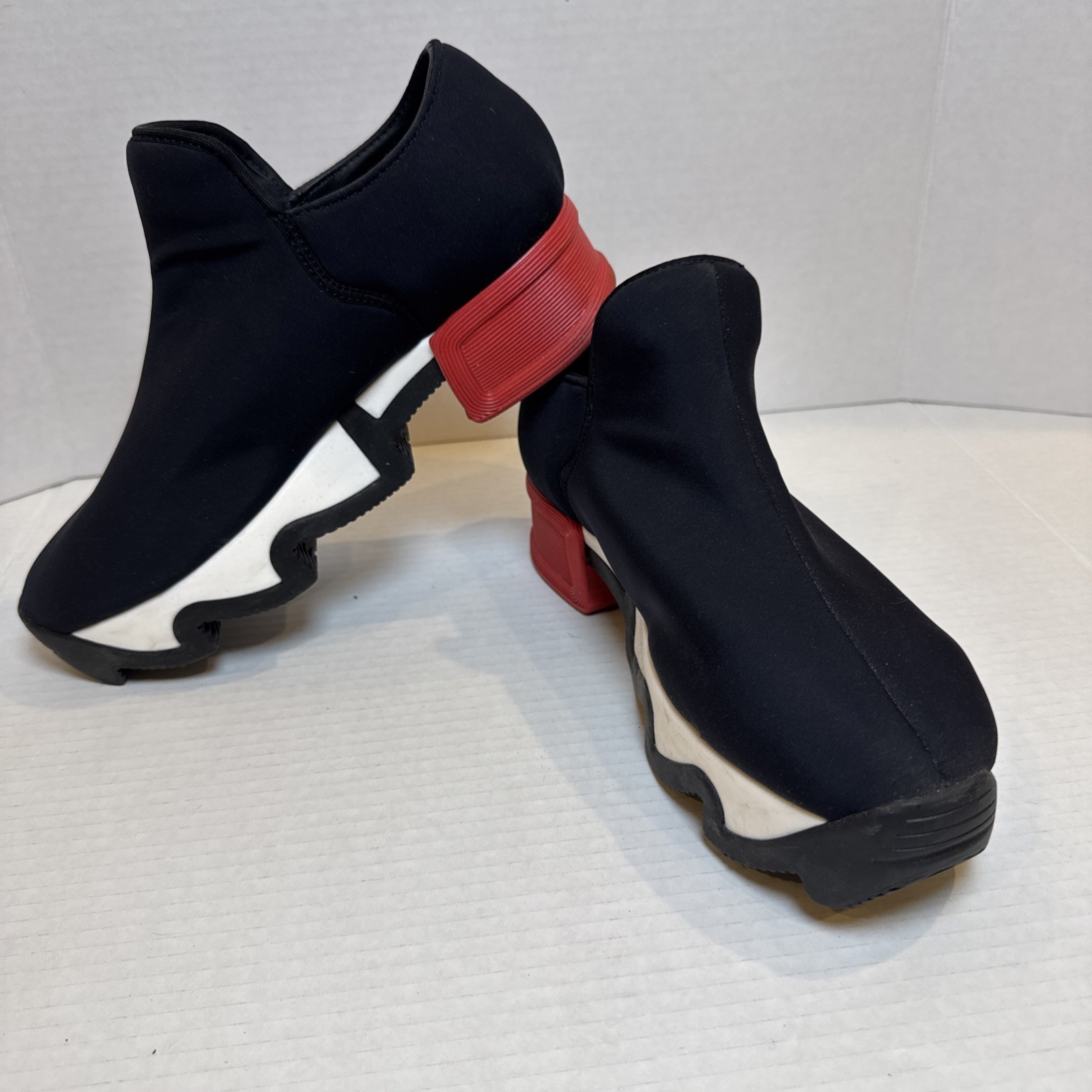 IRi NYC Black Red Heel Neoprene Sneaker Platform Futuristic SZ 39.5 (9.5 US)