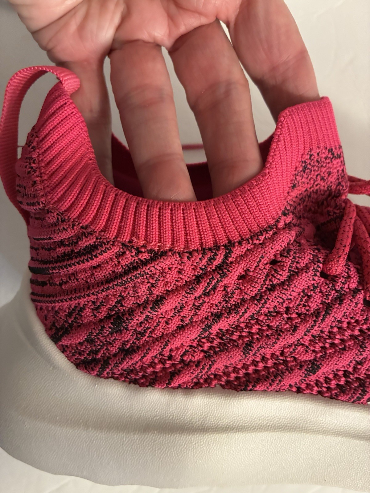 Avon Studio 1986 Magenta Marled Knit Sneakers 9 Comfy Padded Sock Knit Easy On