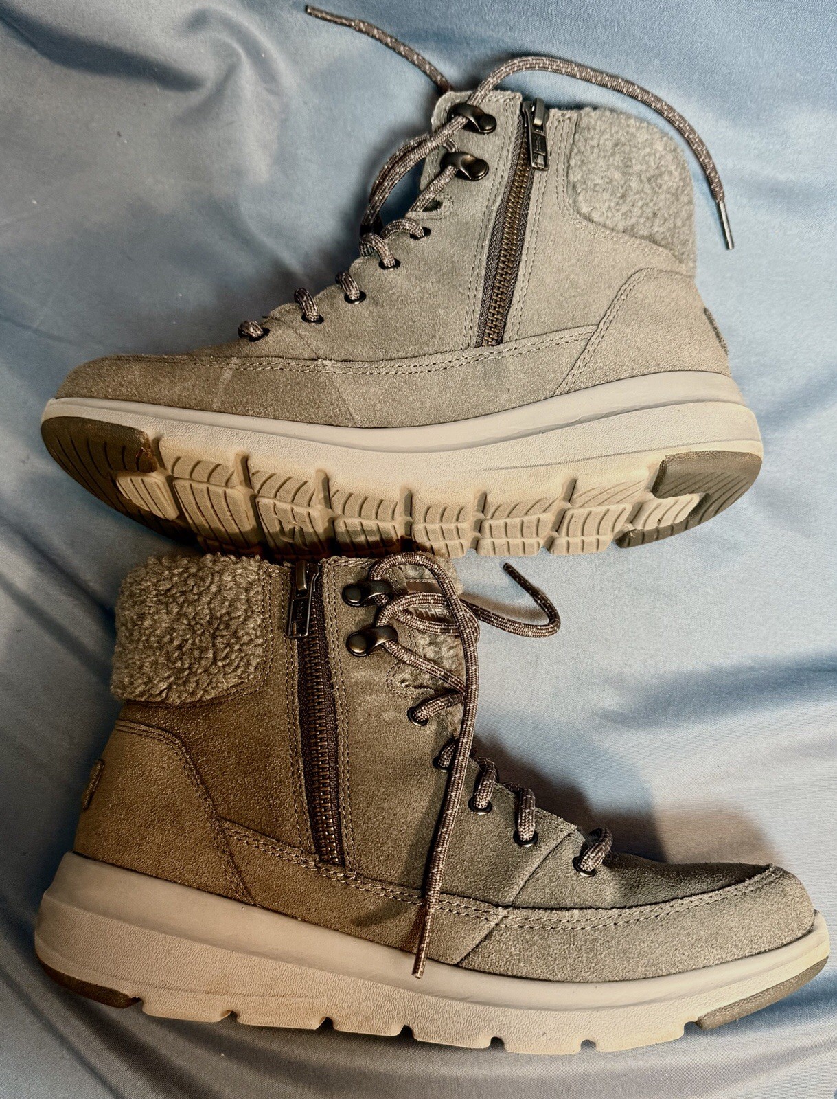 Skechers Grey Side Zip Comfort On The Go Fuzzy Lined Boots Womens 7.5 Adorable!