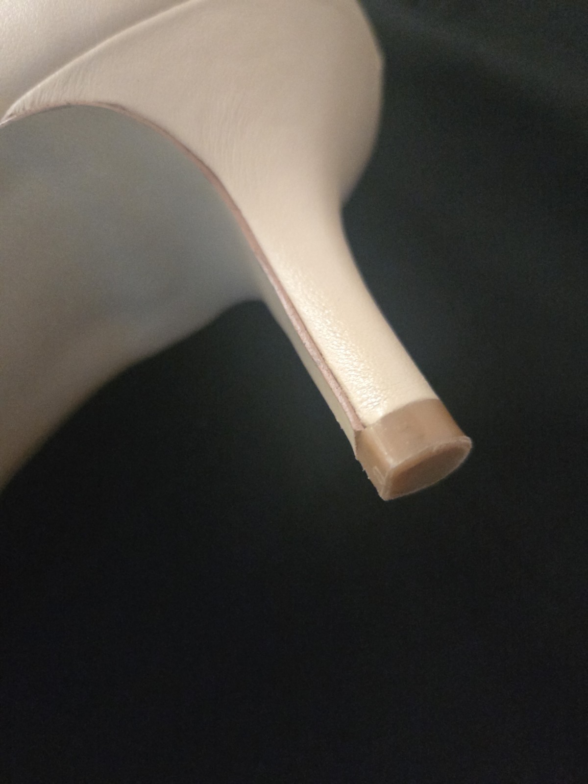 Tahari Jayne Peep-toe Heels Natural Beige New Display Model Sz9.5 NWOB