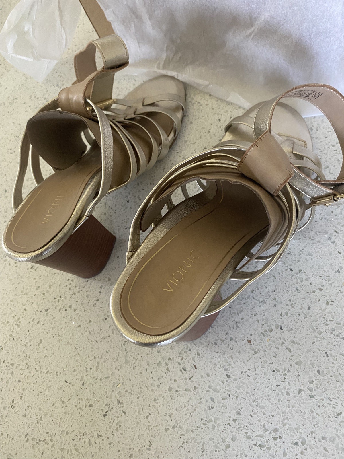 Vionic Sami Metallic Sexy Strappy Sandals Block Heels Gold Champagne Size 10