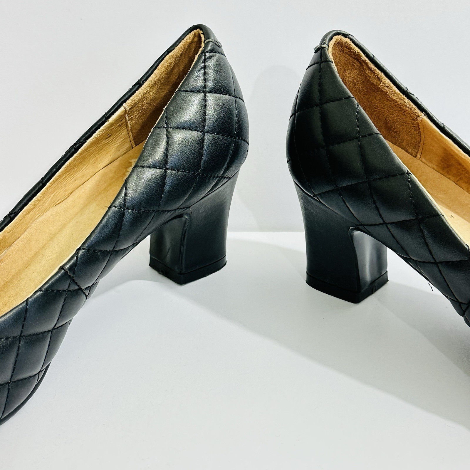 Blue Illusion Womens Black Quilted Leather Pumps Bow Detail EU37 AU6