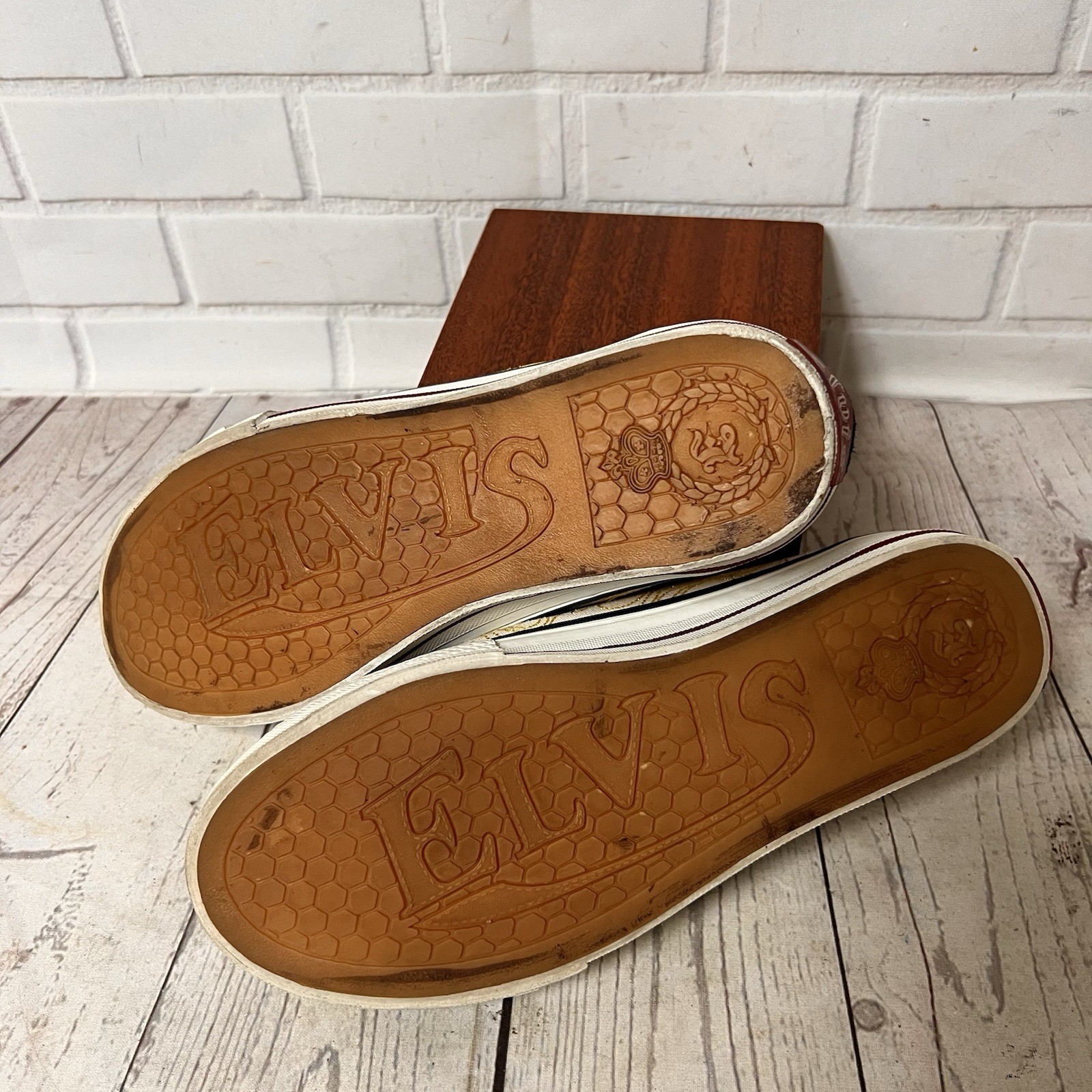 Vintage Elvis Presley Graceland Shoes canvas king Size 5 Women White Gold RARE