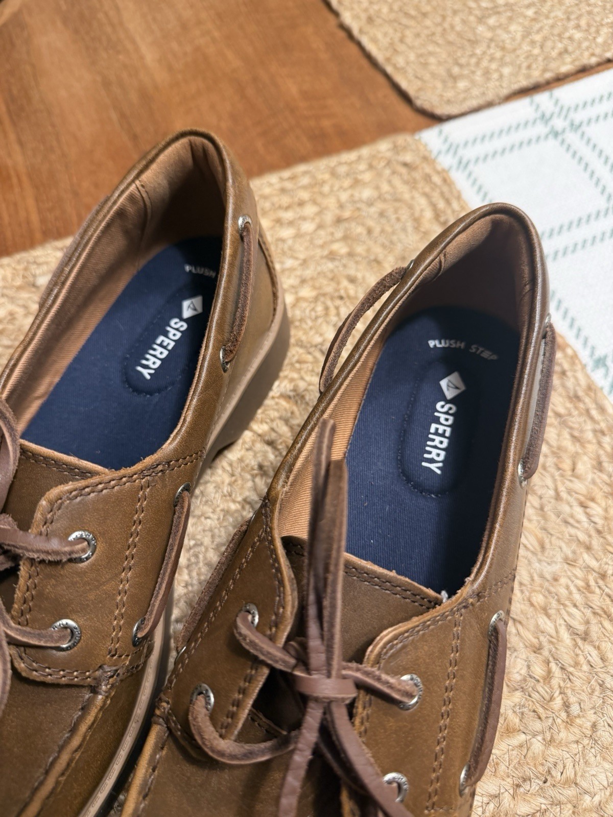 New Women’s Sperry Wells Boat Shoes Sz 10 Brown Leather Plush Step