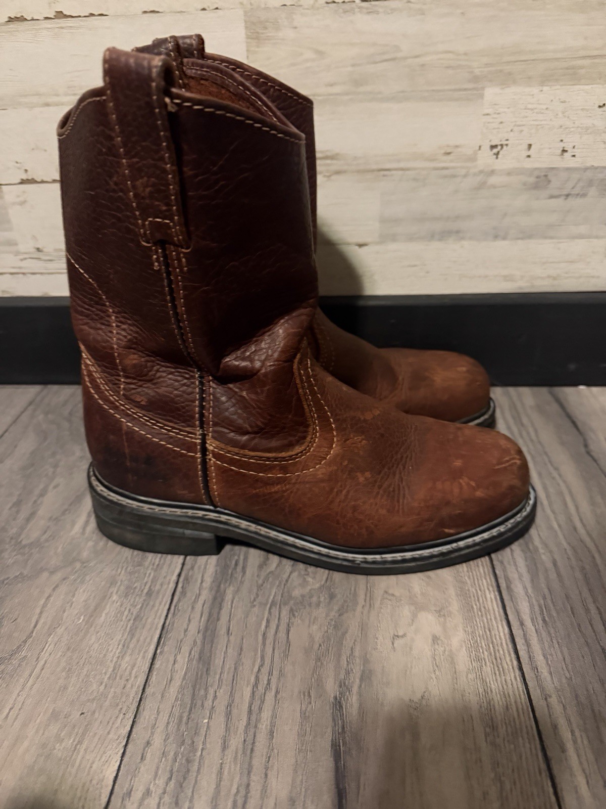Boone & Crockett men’s Brown Leather Wellington Mid-Calf Pull-On 8.5 wide