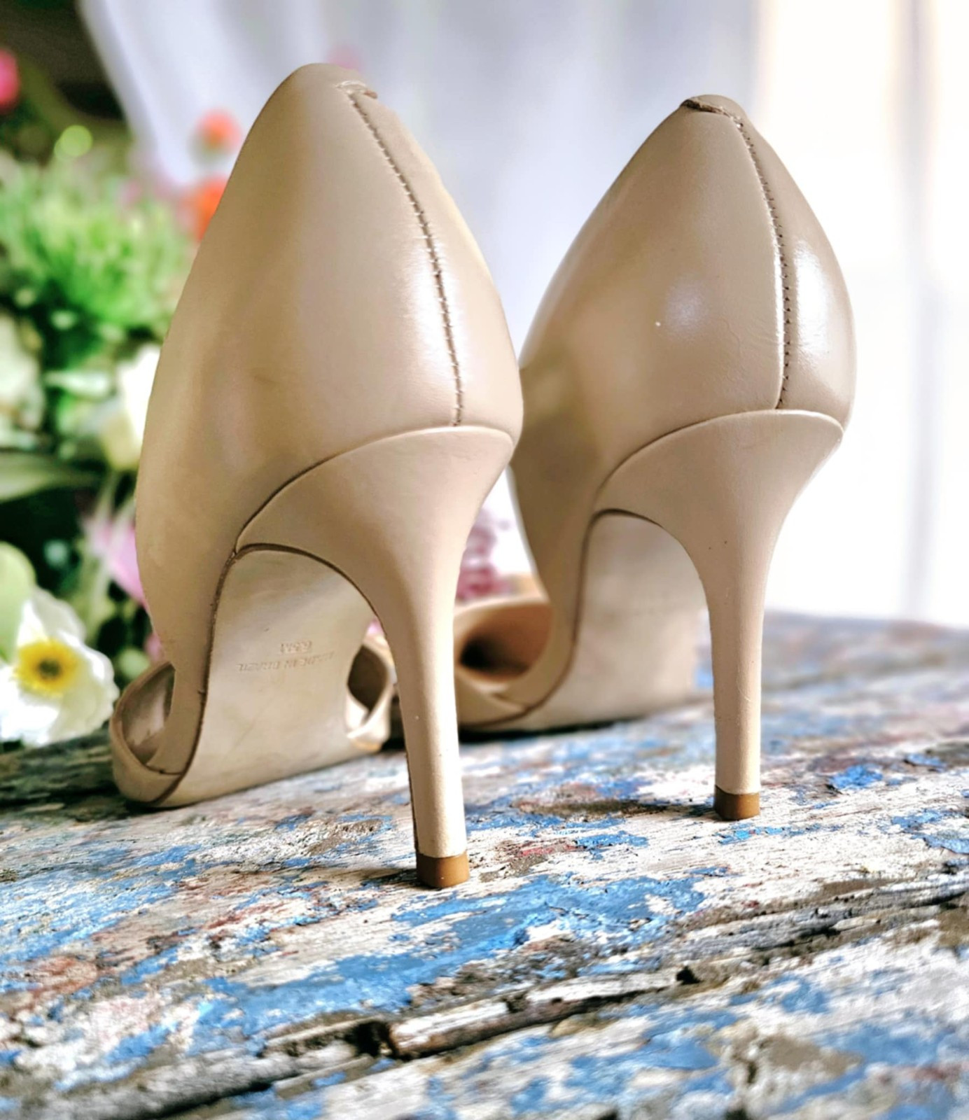STEVE MADDEN Nude Beige Stilletto Closed Pointed Toe Heels Pumps SIZE AU 6.5 EUC