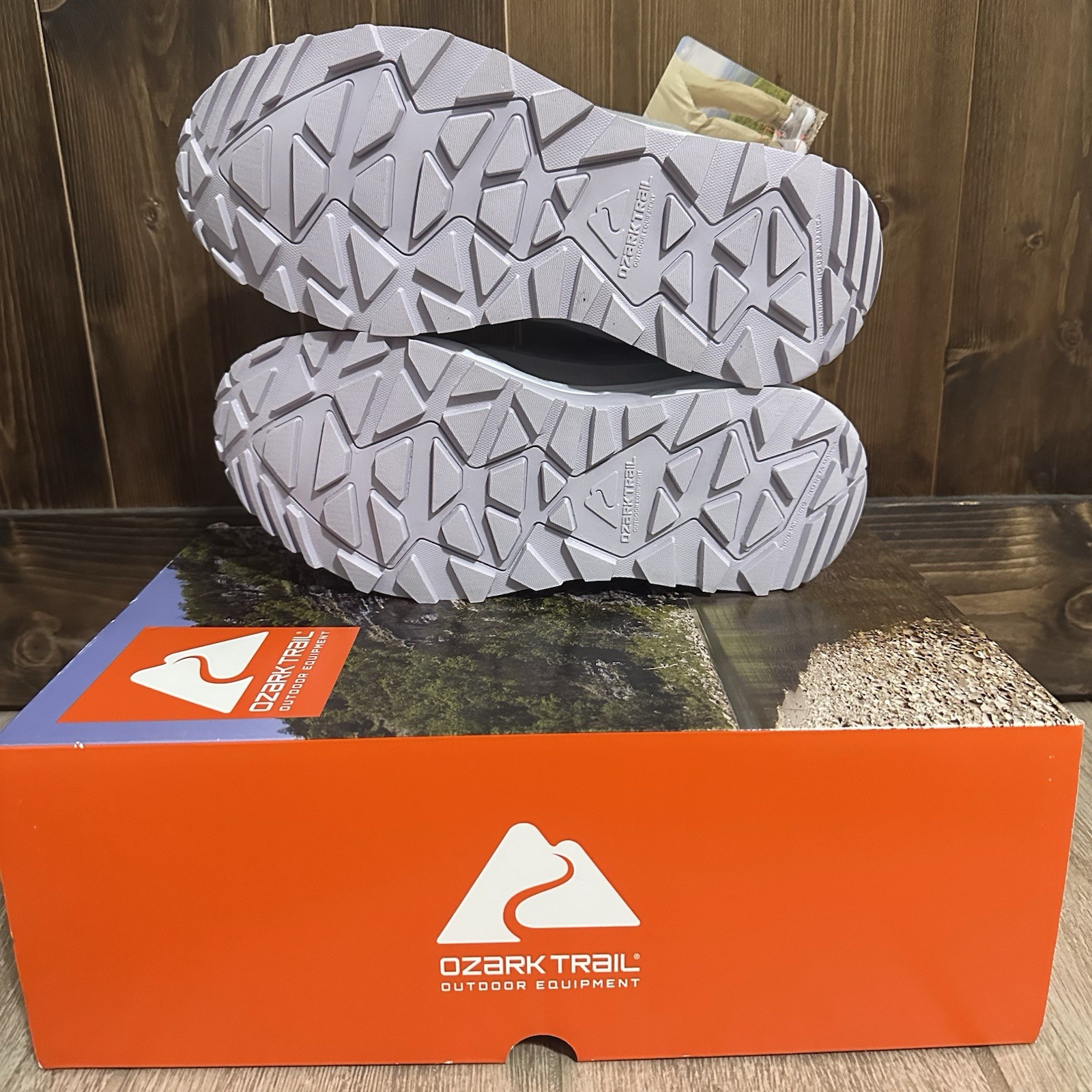 NWB Ozark Trail Waterproof Hiking Sneaker Shoes W OT WP HIKE LOW Gray Size 10