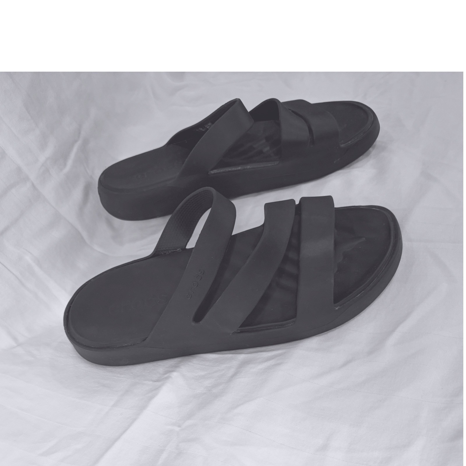 Crocs Getaway Strappy Sandals Women 10 Black Comfort Minimalist Slide