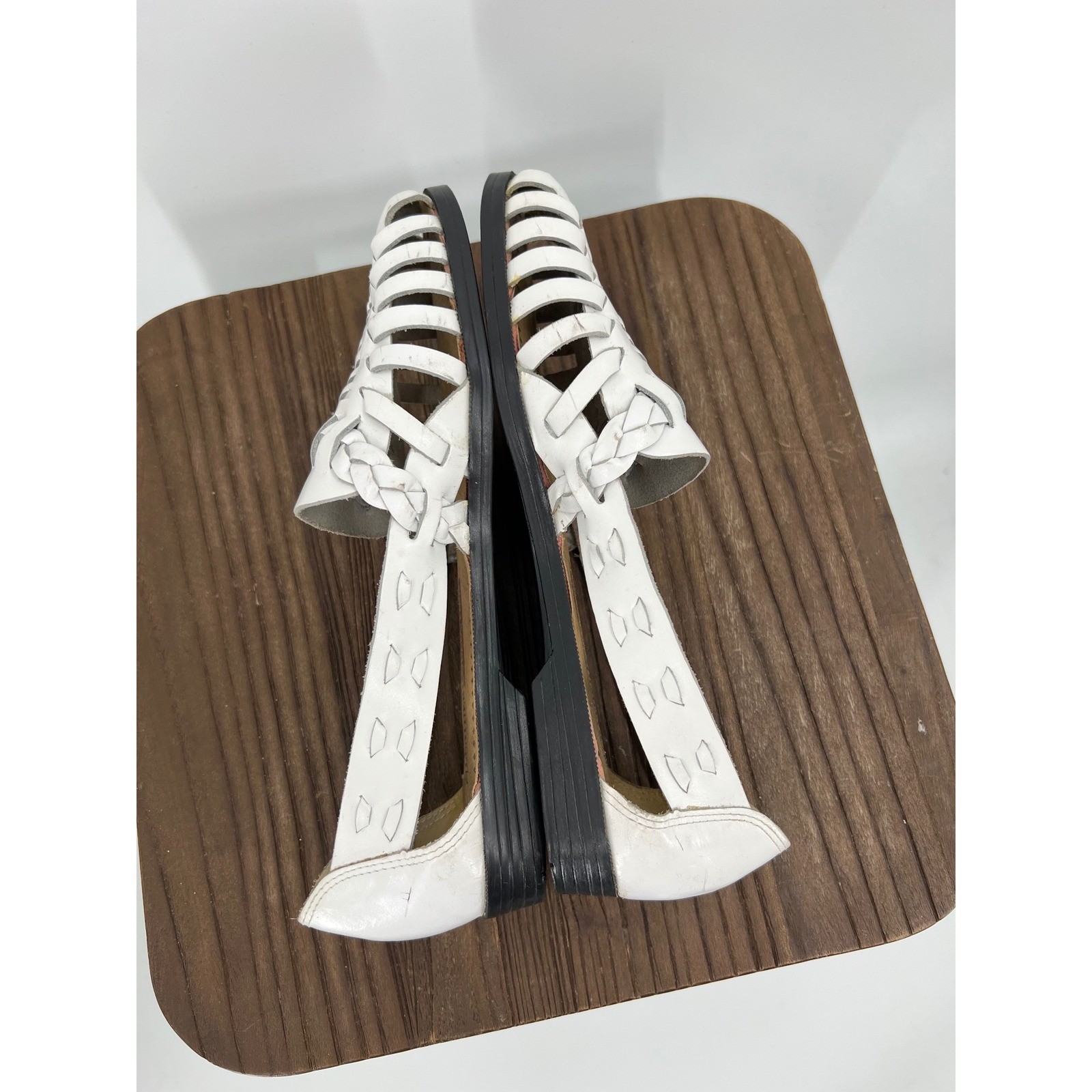Vintage Leather Collection White Woven Huarache Sandals Leather Flats Brazil 7.5