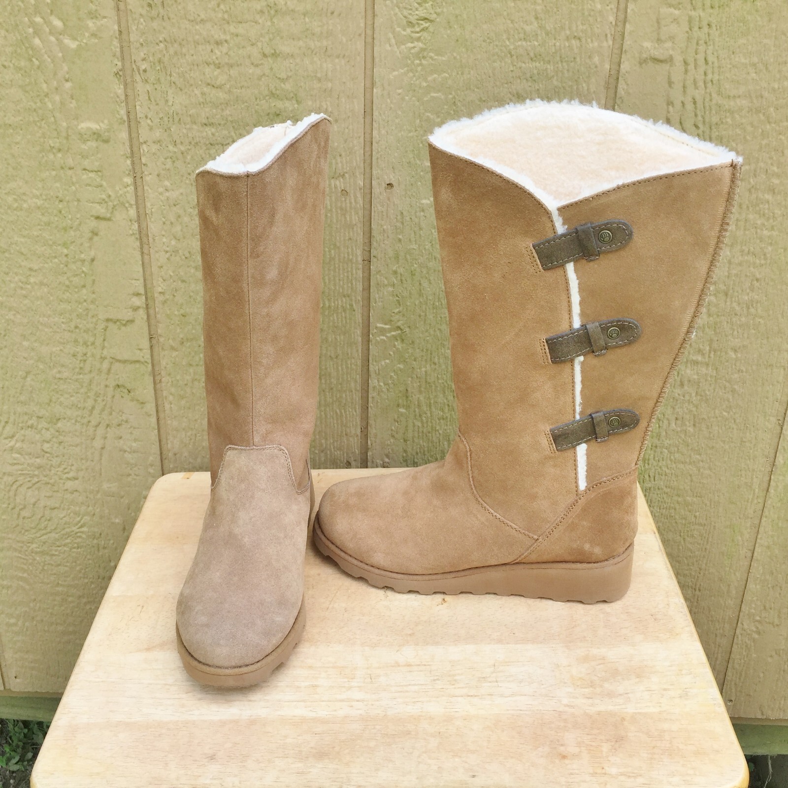 Mismatched Bear Paw Hayden Woman Boots Size US 7 Right & 8 Left Brown Suede NEW