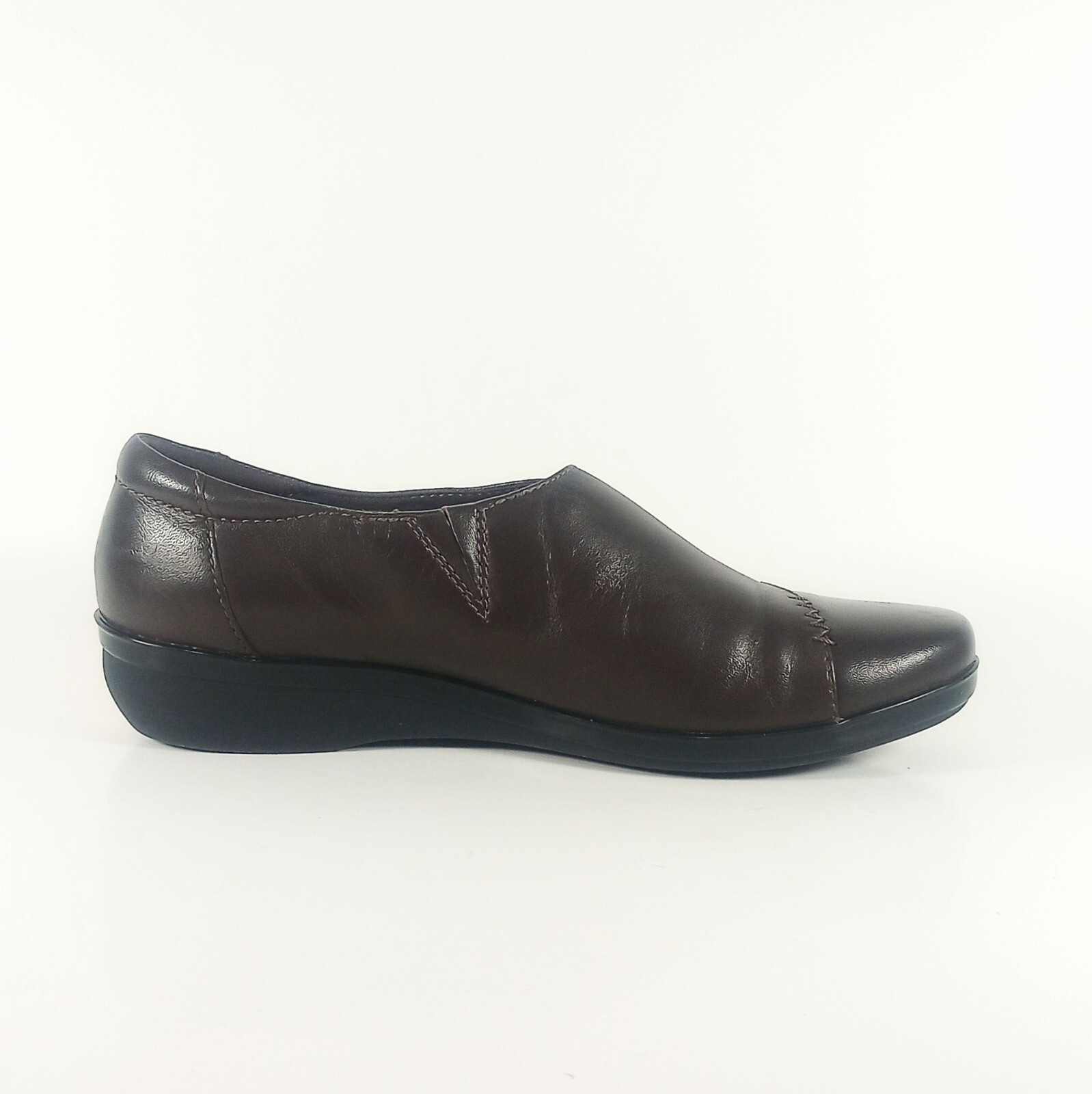 Clarks Womens 8.5M Brown Leather Slip On Wedge Loafers