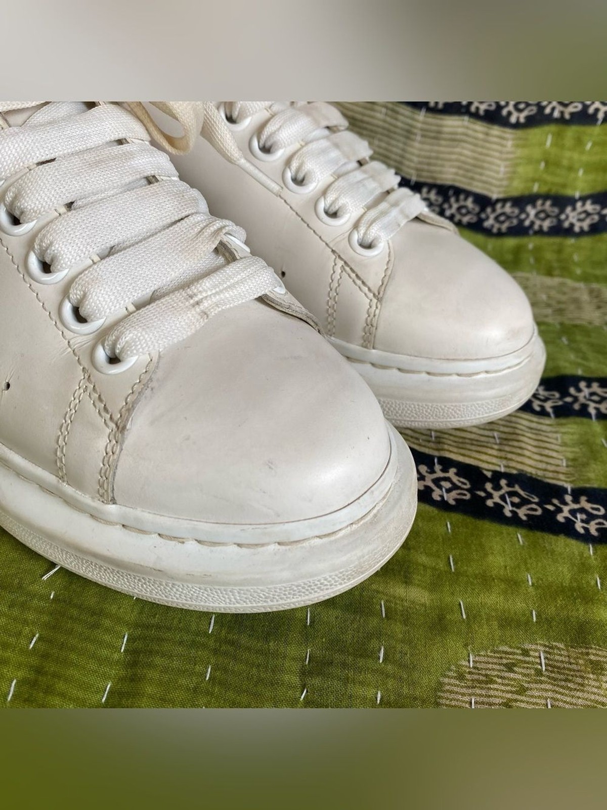 Alexander McQueen White/ Red Oversized Leather Lace Up Sneakers EU 37.5/ US 7.5
