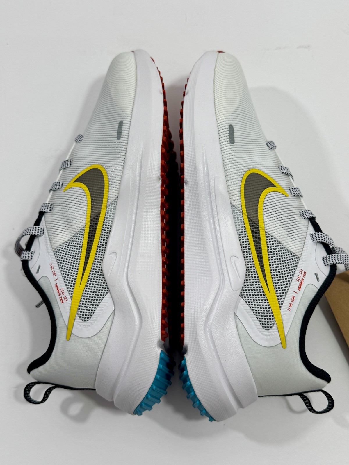 NEW SIZE 8 WOMENS – NIKE DOWNSHIFTER 12