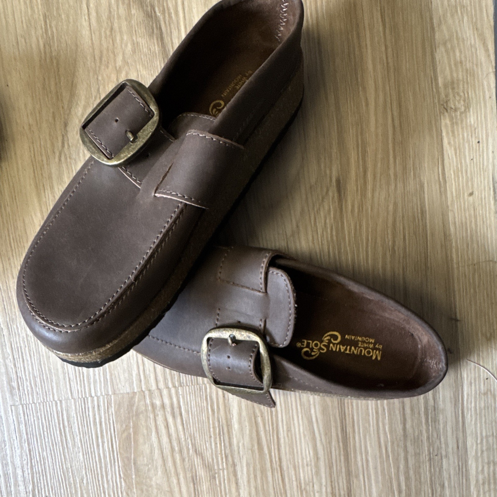Mountain Sole by White Mountain Brown Leather Buckle Loafer Flats Women 7 M