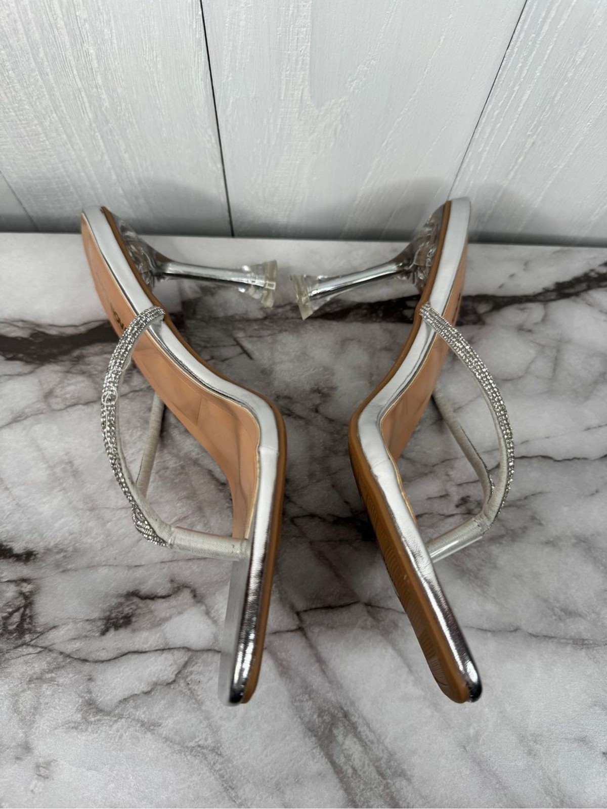 Fashion Nova Rossie Embellished Thong Sandal – Silver Size 8.5 NWOB