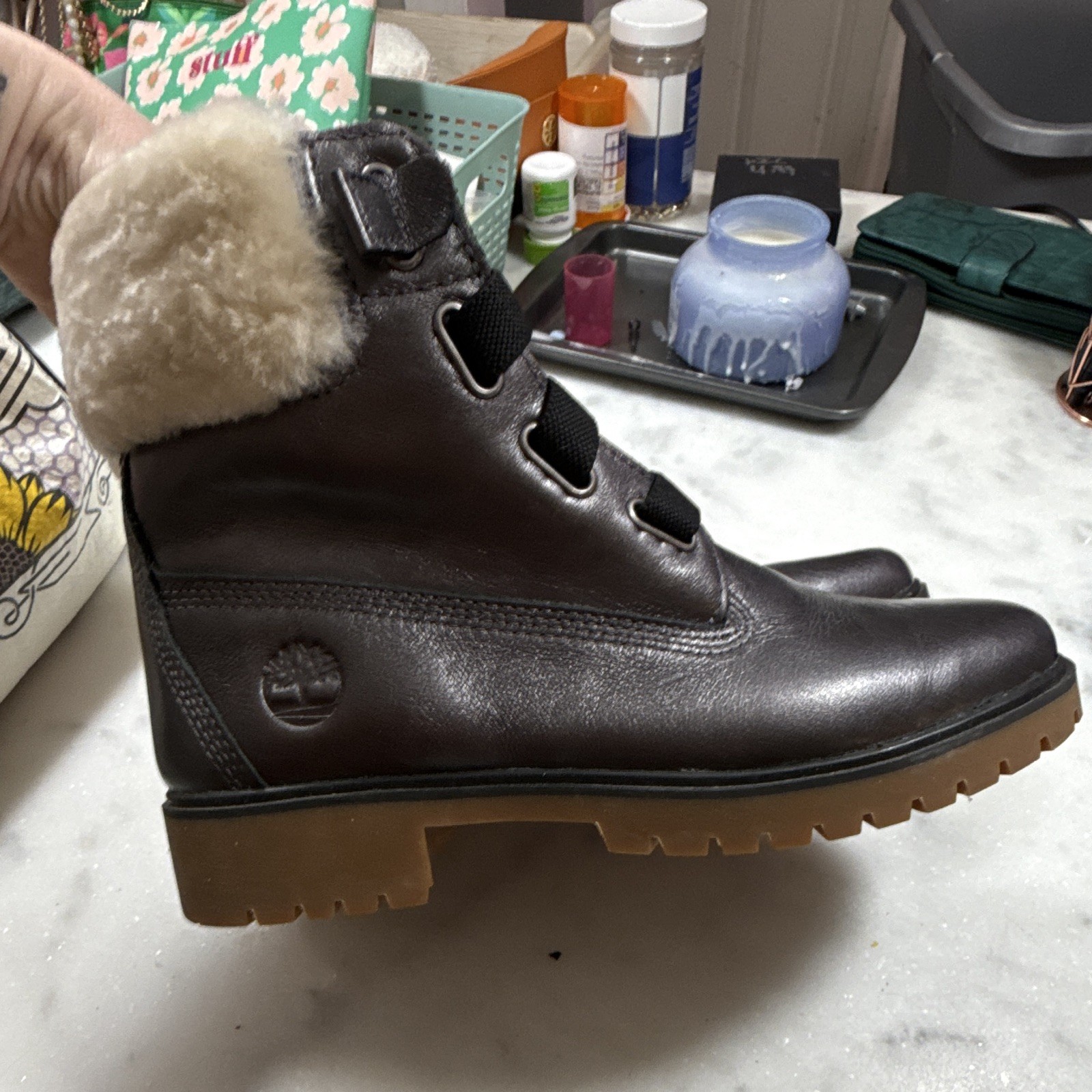 Timberland Women’s Brown Leather Faux Fur Lined Lace-Up Ankle Bootie 8 A3959
