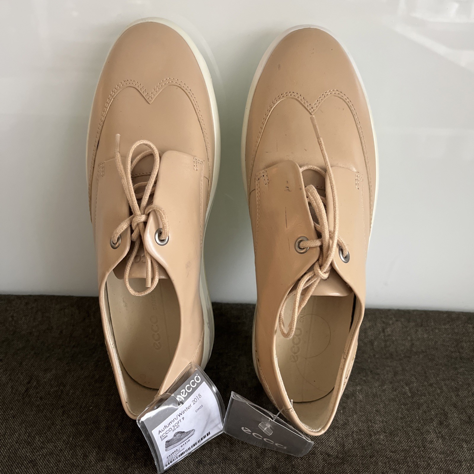 Ecco Women’s Soft 9 Volluto Calf Leather Wingtip Sneaker • EU 37 (US 6-6.5)