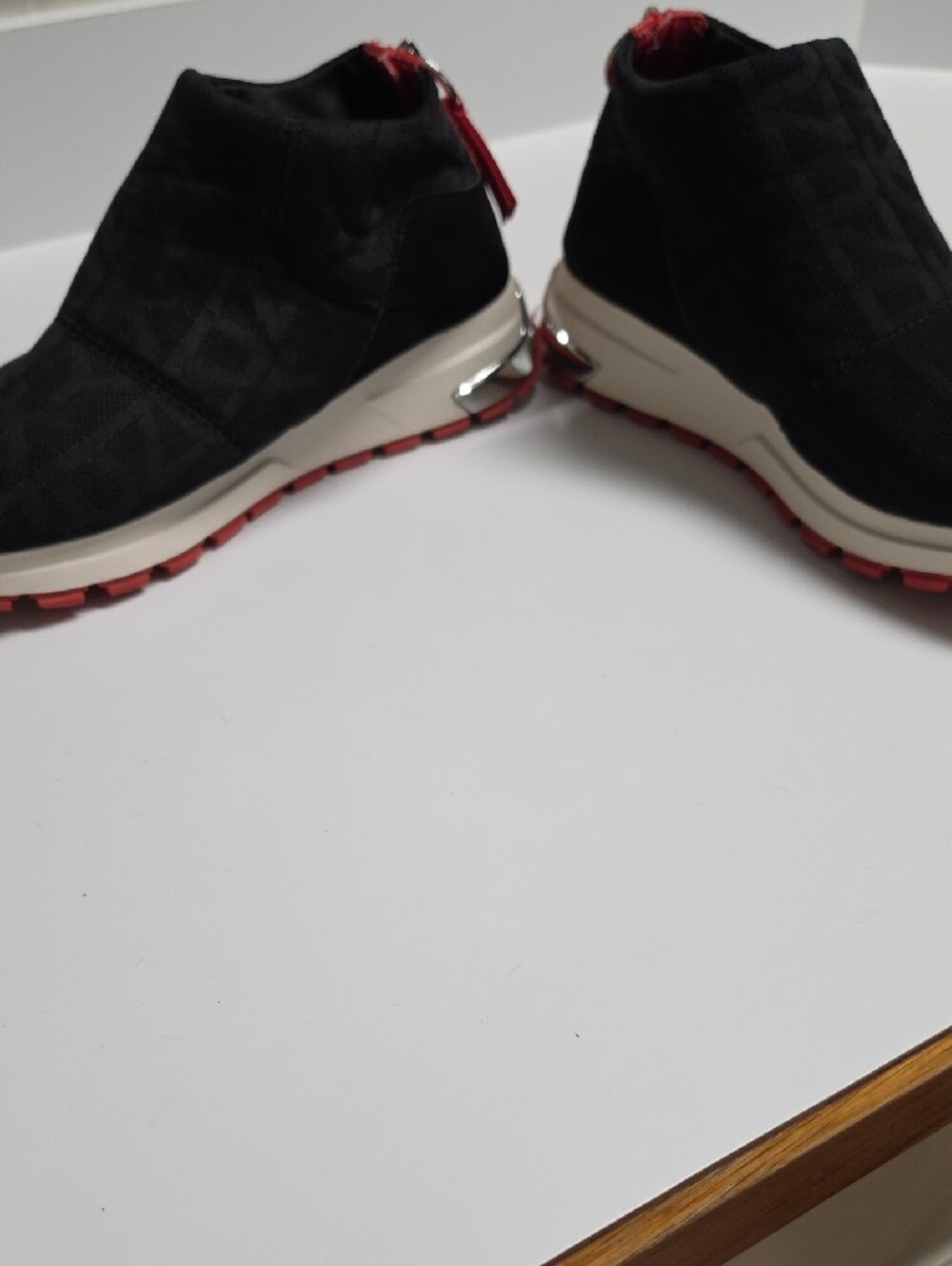 DKNY Mylo Knit Sock Slip-On Sneakers – Black/Red Zipper Accent – Size 11