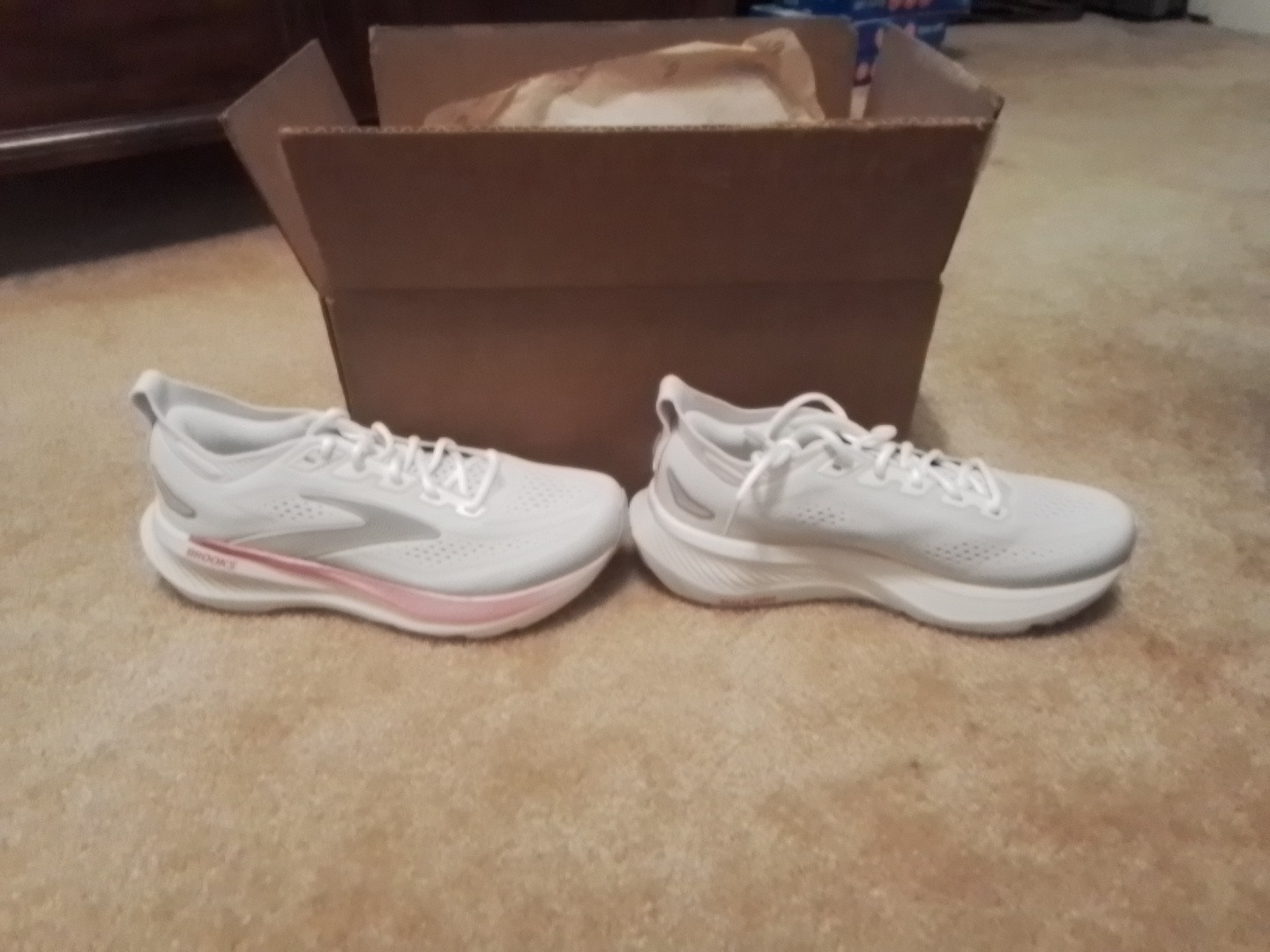 Brooks Glycerin 23 1204651B133 Size 8.5 B MEDIUM White Harbor Mist Metallic