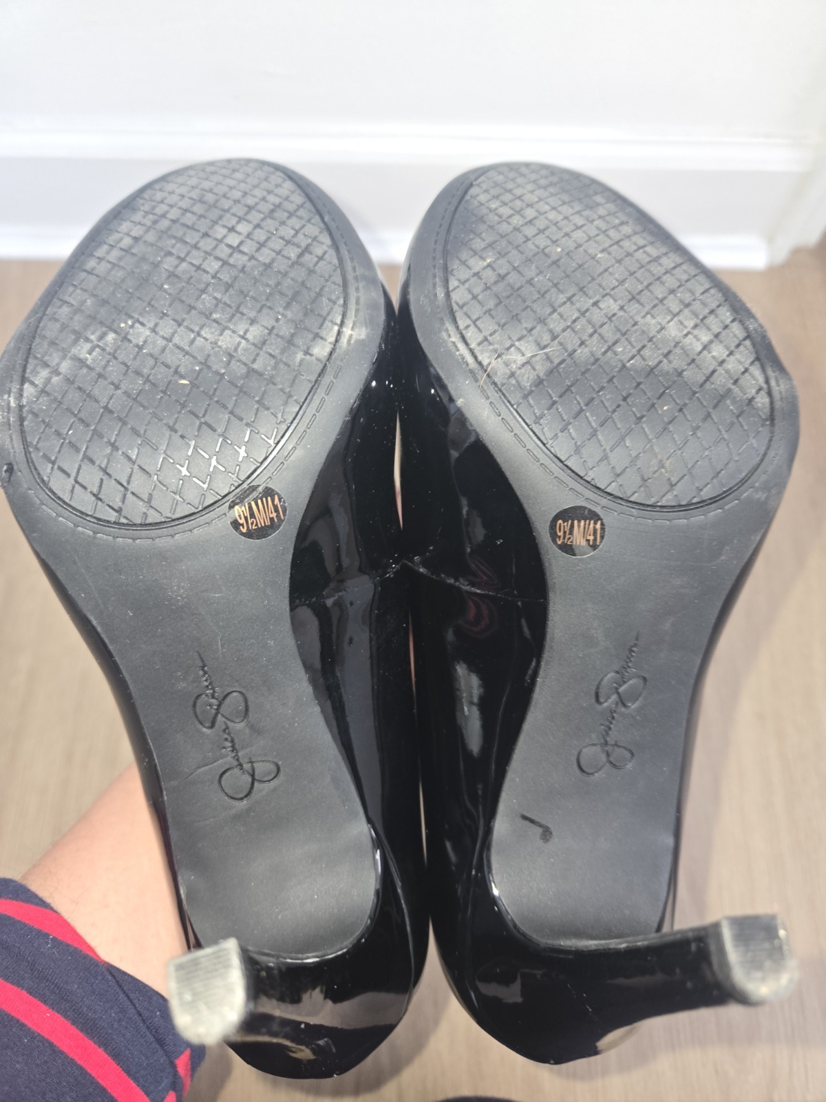 Women’s Jessica Simpson Black Patent Calie Round Toe Pumps Heels Shoes Size 9.5