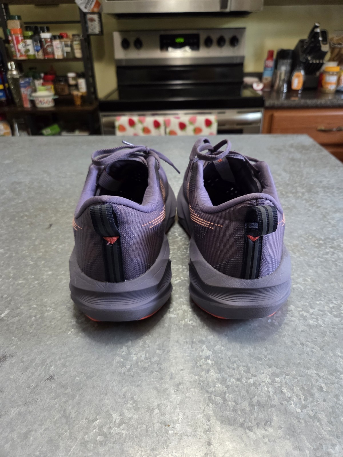 Asics Novablast 5 In Grey/Purple/Coral Reef Womens Size 9.5/ Mens Size 8
