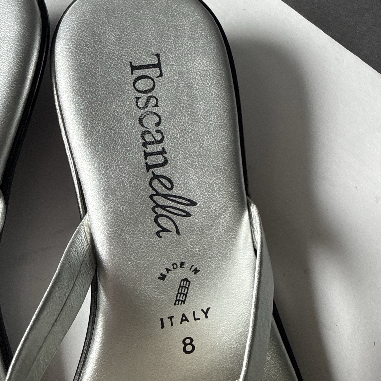 Toscanella Silver & Rhinestones Flip Flop Sandals Women’s Sz 8Mm Made In Italy