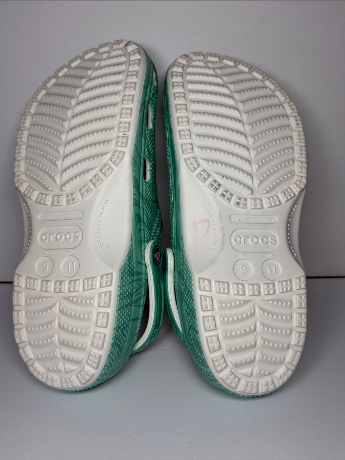 Crocs Classic Marbled Clog Aqua Green White Unisex Size M9 W11