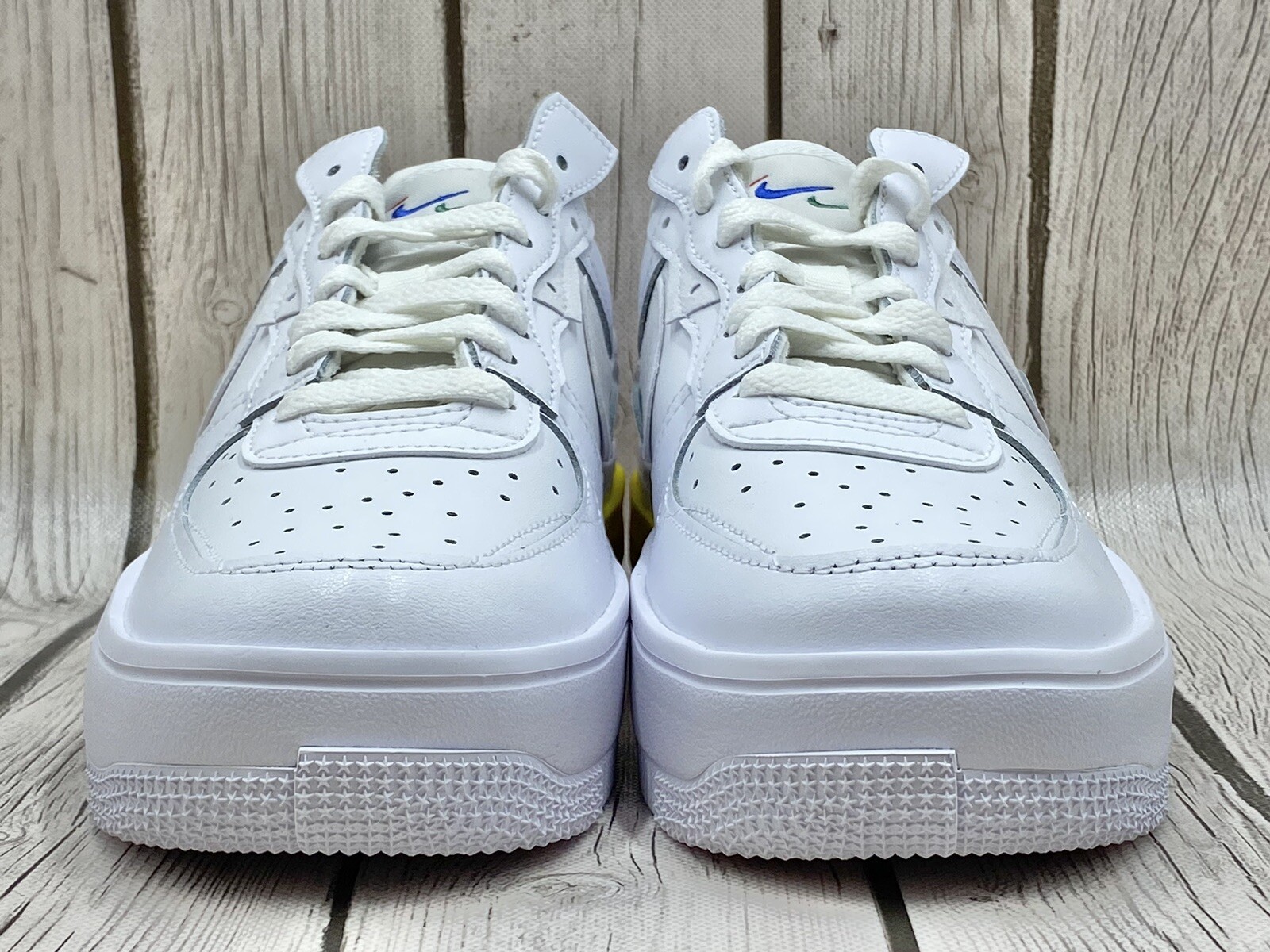 Nike Women’s Air Force Fontanka White Opti Yellow Size 8.5 DA7024‑101