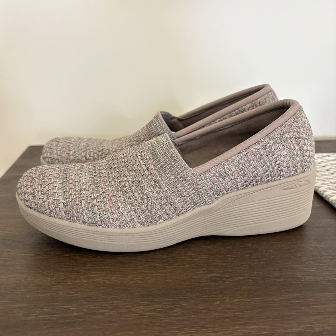 SKECHERS Air-Cooled Memory Foam Woven Slip-On Casual Shoes Gray/Pink 8.5