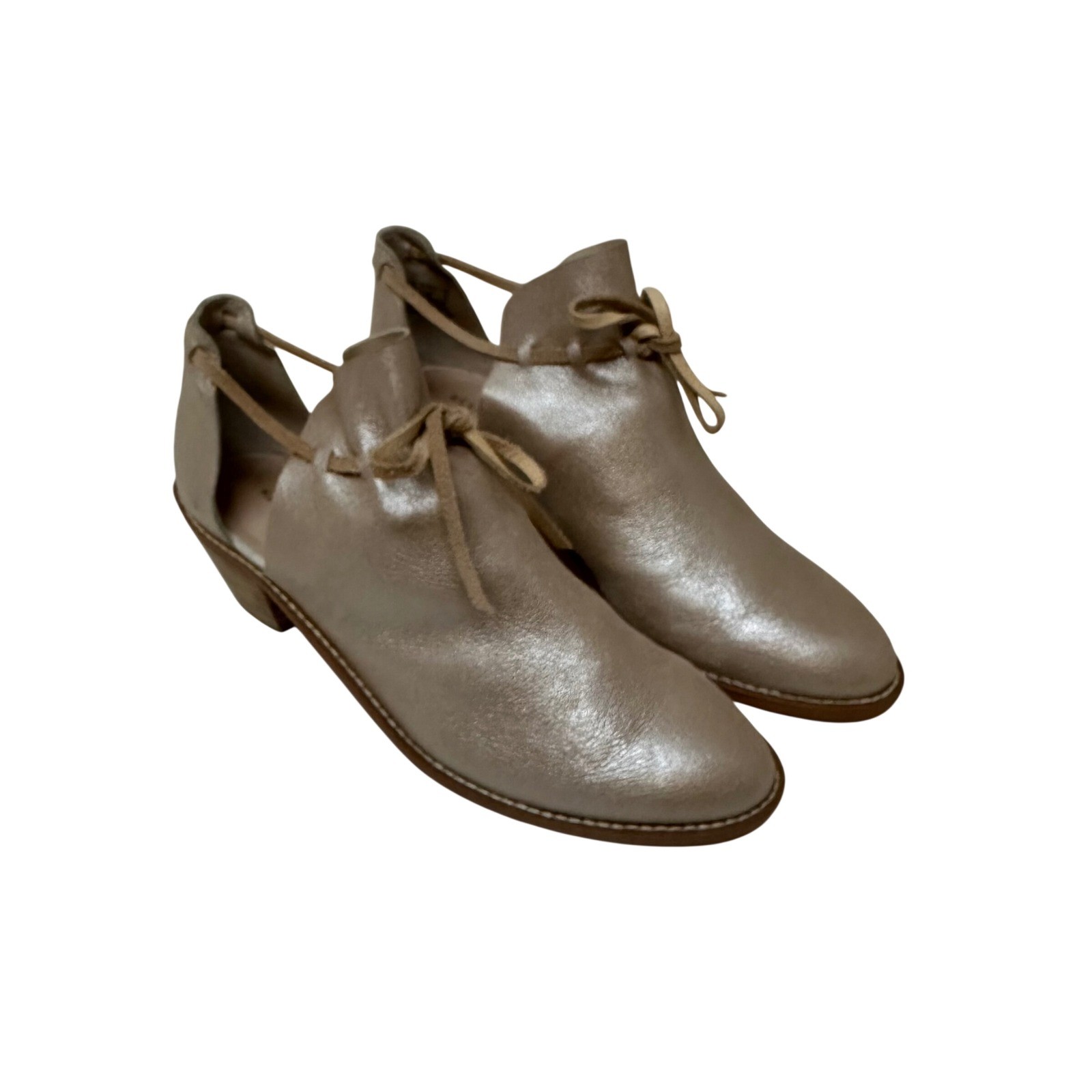 Kelsi Dagger Brooklyn Metallic Champagne Leather Cutout Ankle Booties 8.5 C385YY