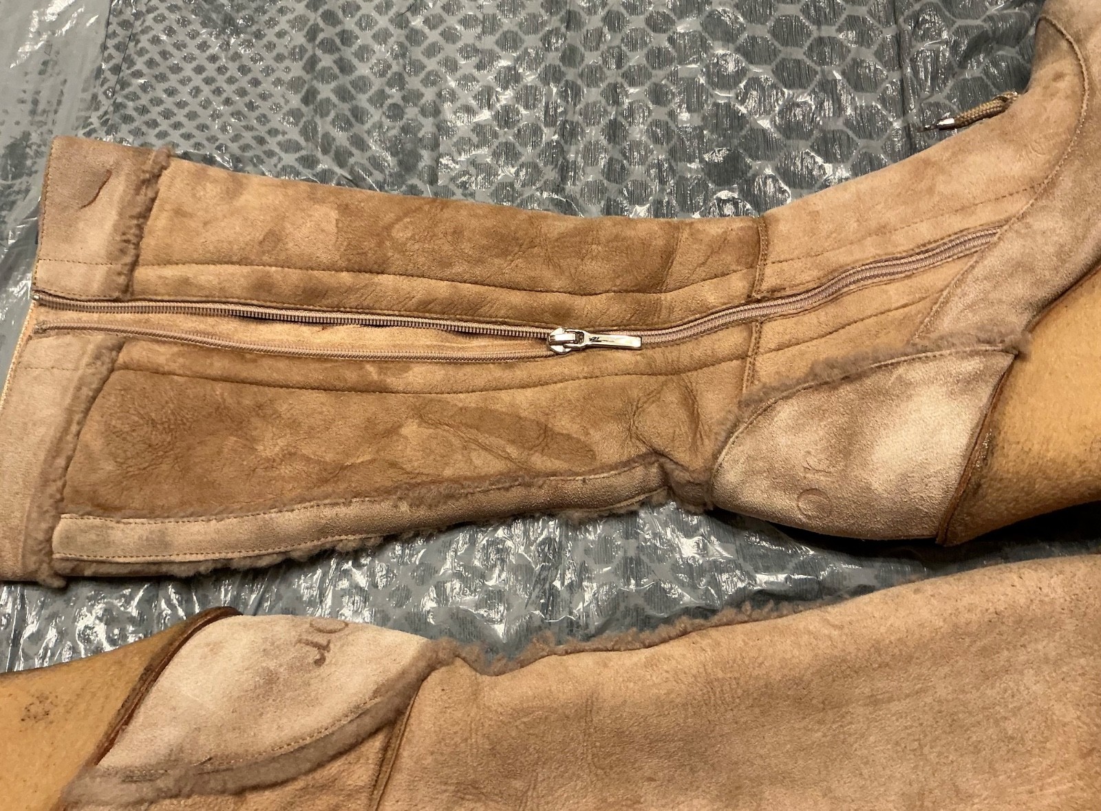 Christian Dior Beige Shearling Suede CD Logo Wedge Boots With Zipper Size 37,5