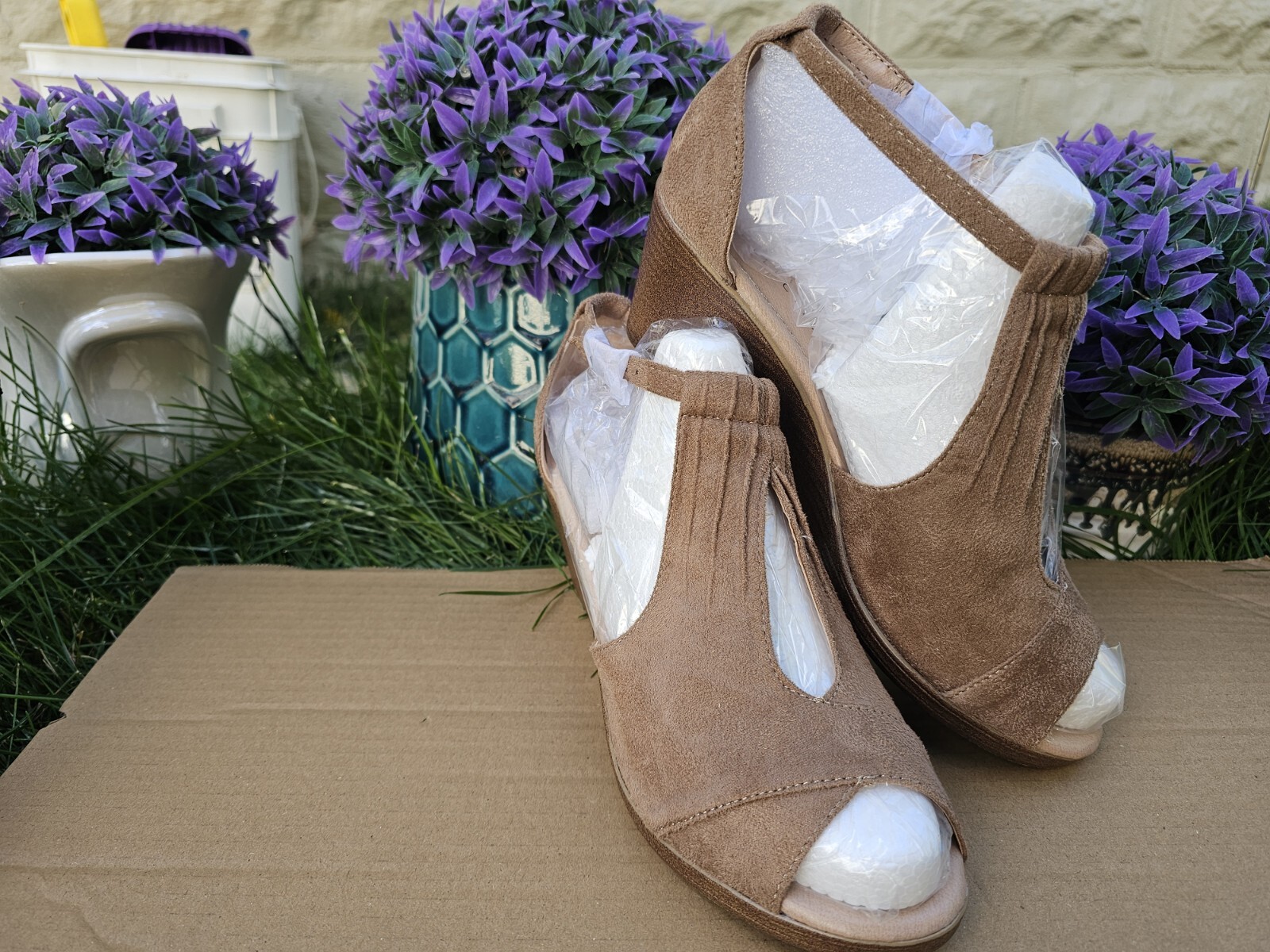 Journee Womens Kedzie Tru Comfort Foam Peep Toe Wedge Sandals SIZE 8