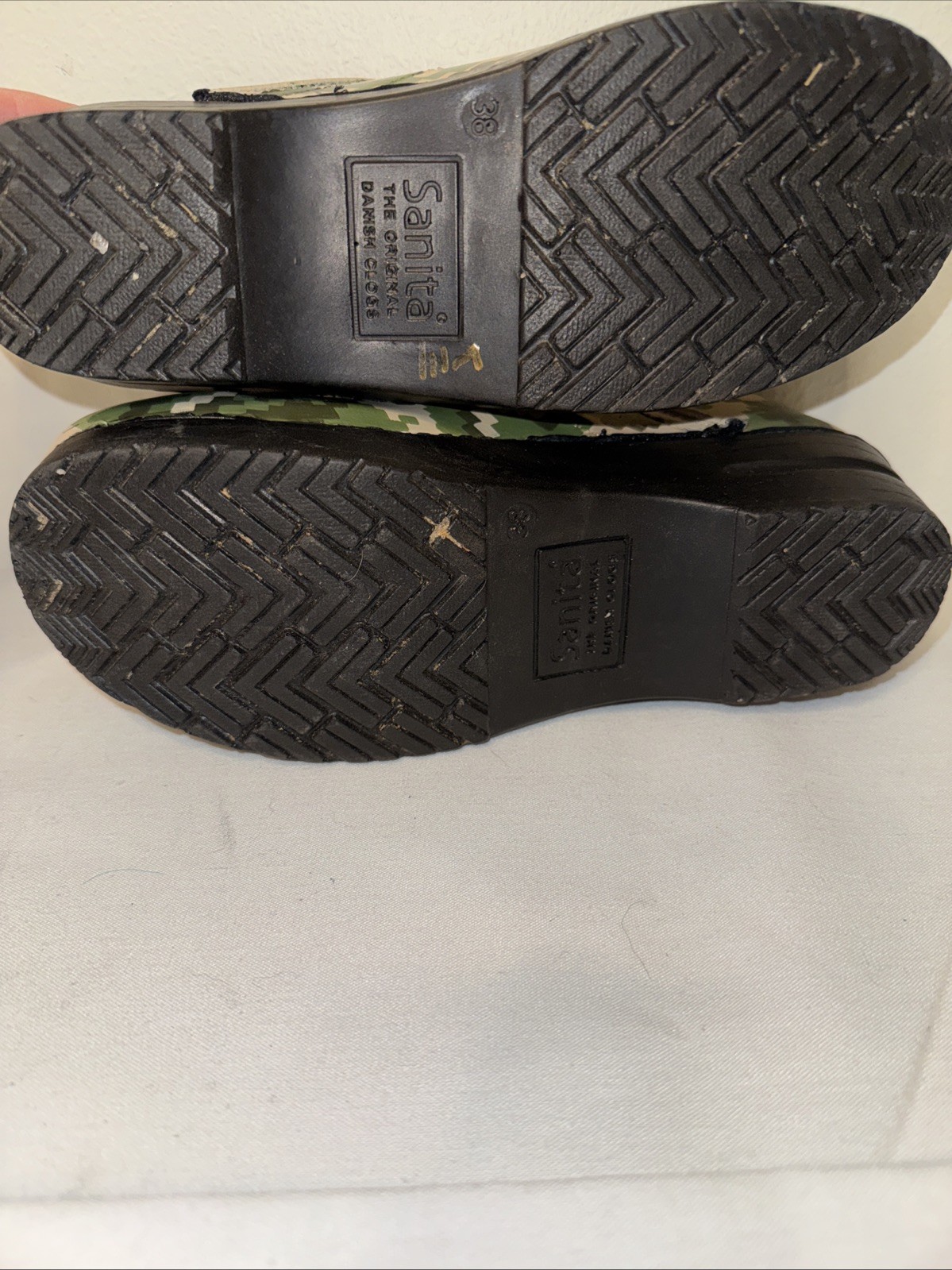 Sanita Clogs Army Mom Dog Tags Camo Size 8 Custom Signed Original Danish Clog