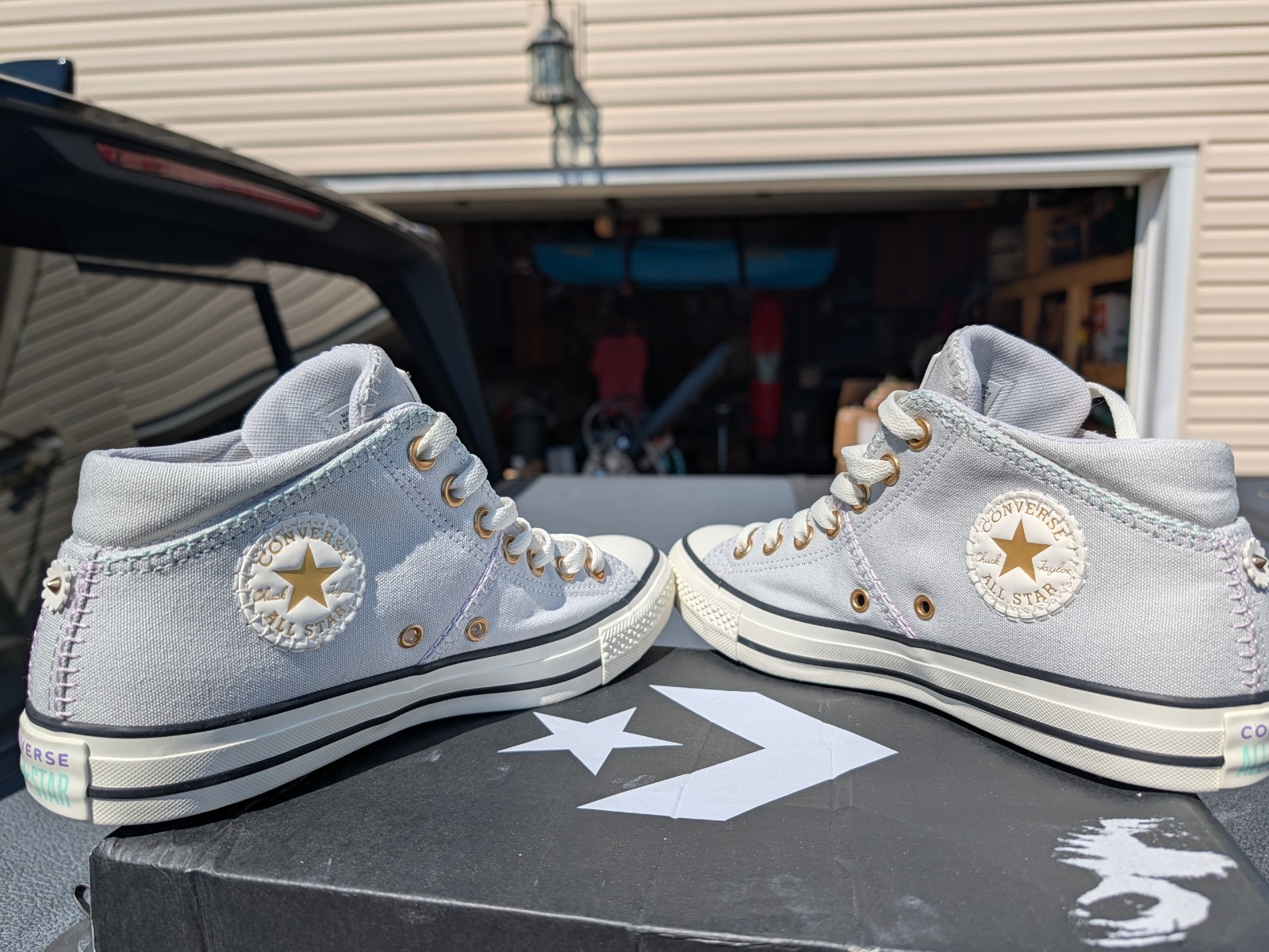 New Size 7 – Converse Chuck Taylor All Star Platform High White Fossilized Black