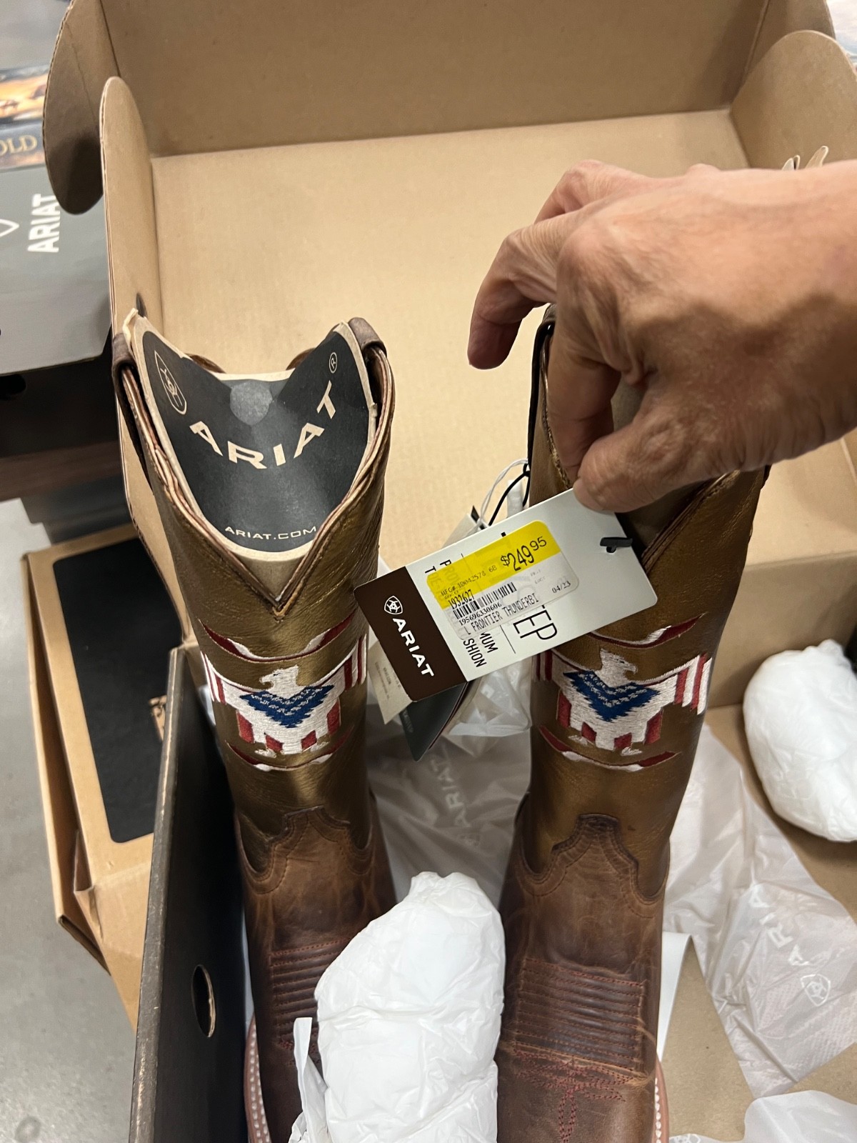 ARIAT Frontier Thunderbird Chimayo Western 👢 Women’s 6 B NIB Rare